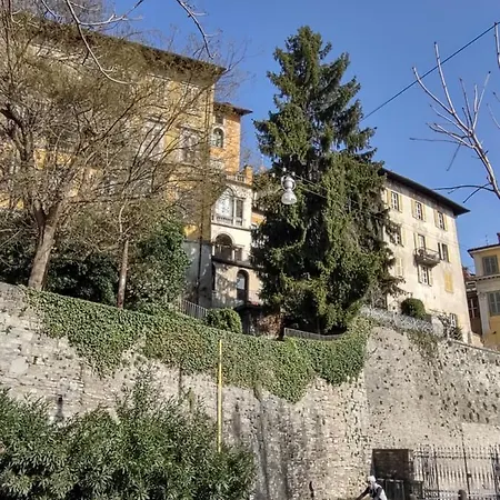 Dolce Notti Δωμάτια σε οικογενειακή κατοικία *